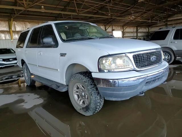 2001 Ford Expedition Xlt VIN: 1FMPU16L51LA53606 Lot: 70526725