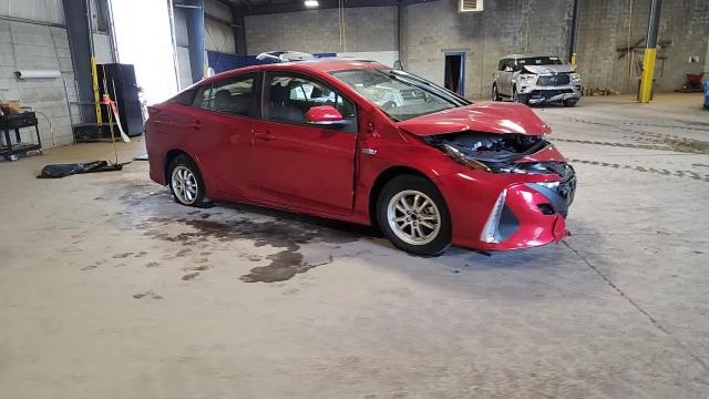 2022 Toyota Prius Prime Le VIN: JTDKAMFP1N3202420 Lot: 70060105