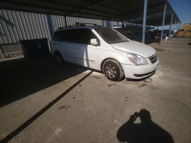 2008 Hyundai Entourage Gls VIN: KNDMC233X86050889 Lot: 69217675