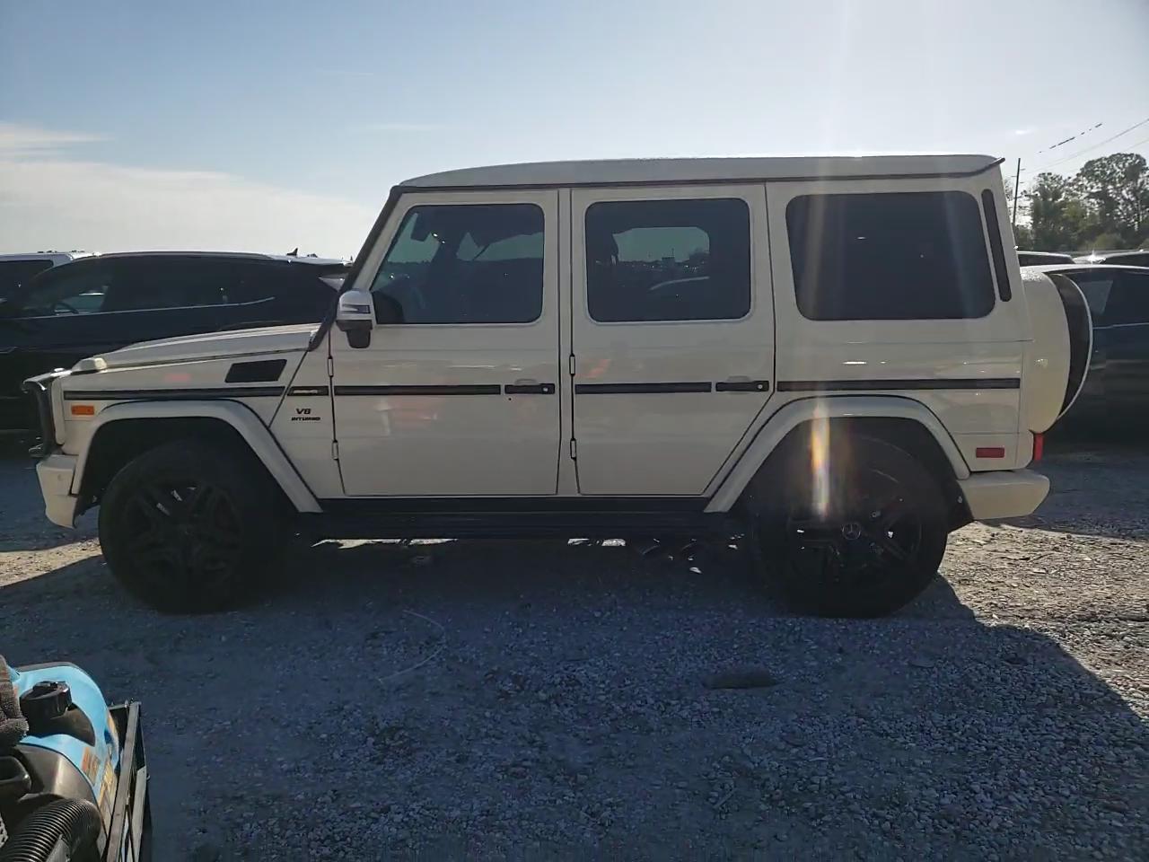 Фото: WDCYC7DF1GX254670