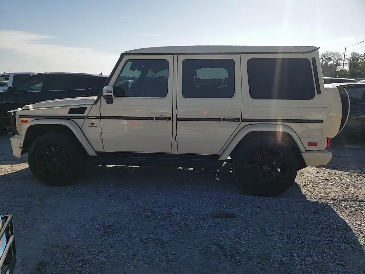 Фото: WDCYC7DF1GX254670