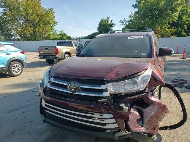 2018 Toyota Highlander Se VIN: 5TDKZRFHXJSM2500 Lot: 70947545