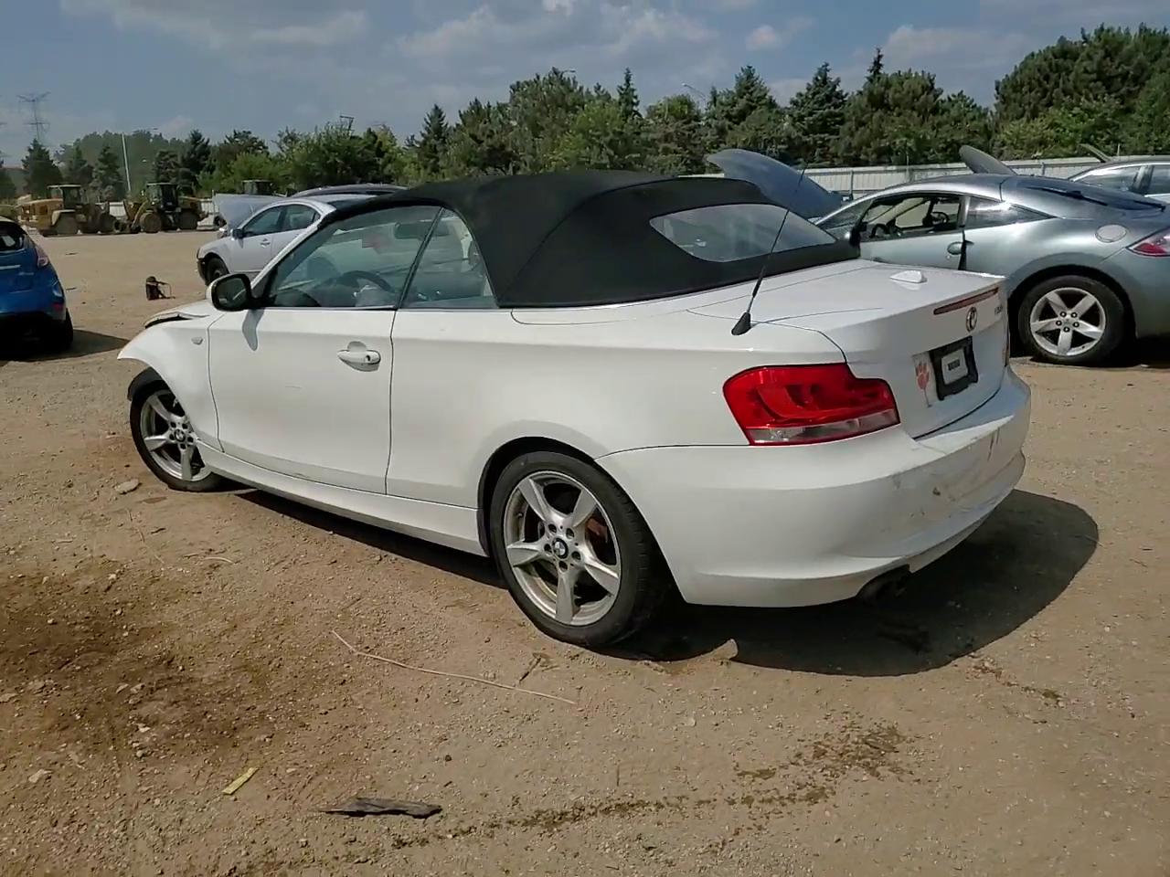 Фото: WBAUL7C52DVU09468