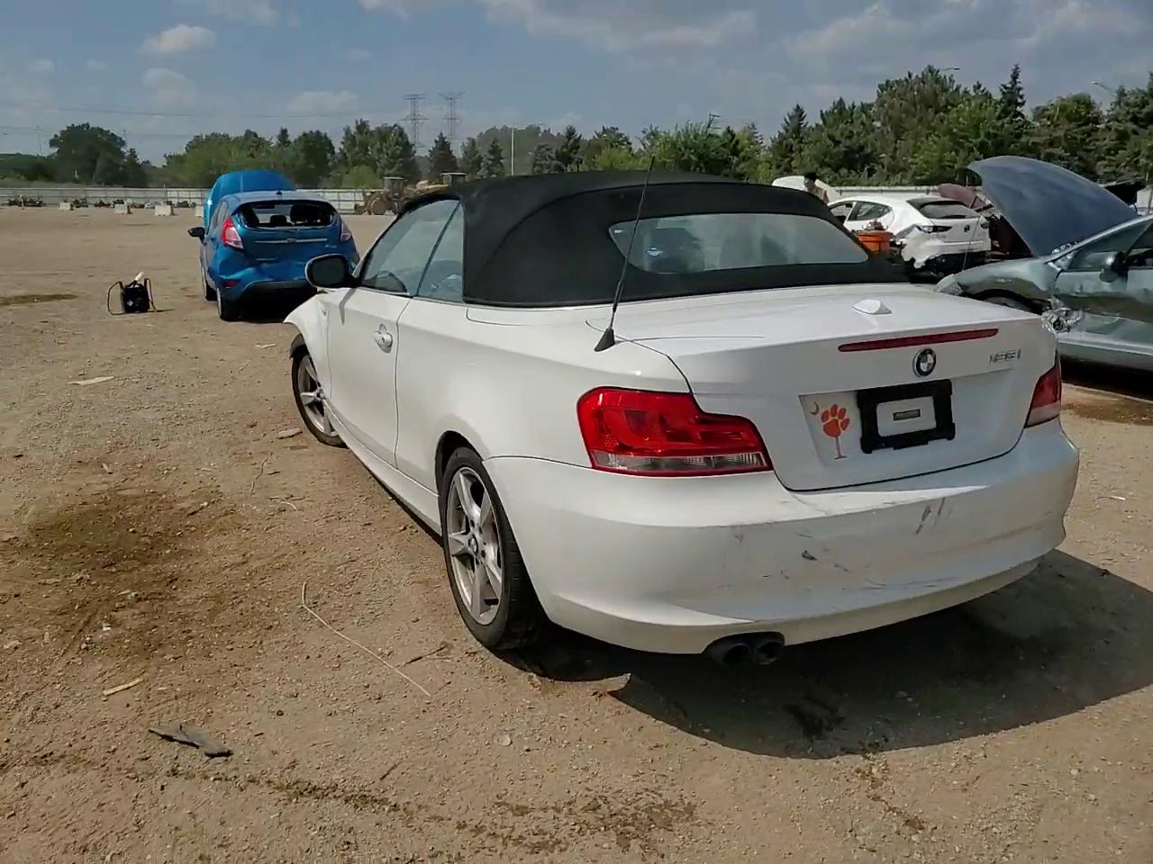 Фото: WBAUL7C52DVU09468