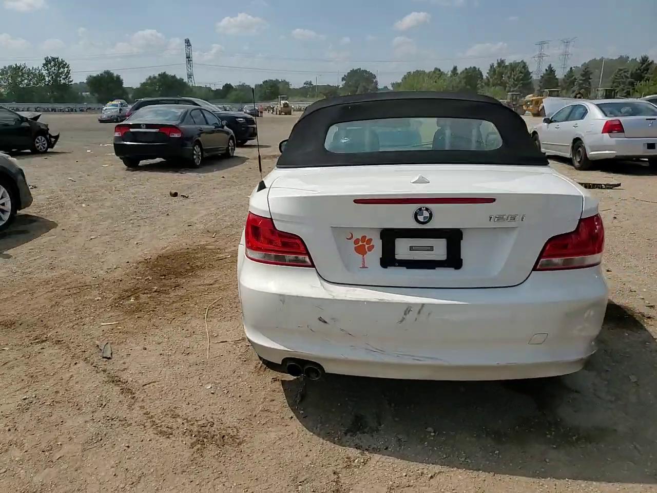 Фото: WBAUL7C52DVU09468