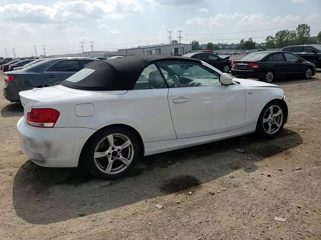 Фото: WBAUL7C52DVU09468