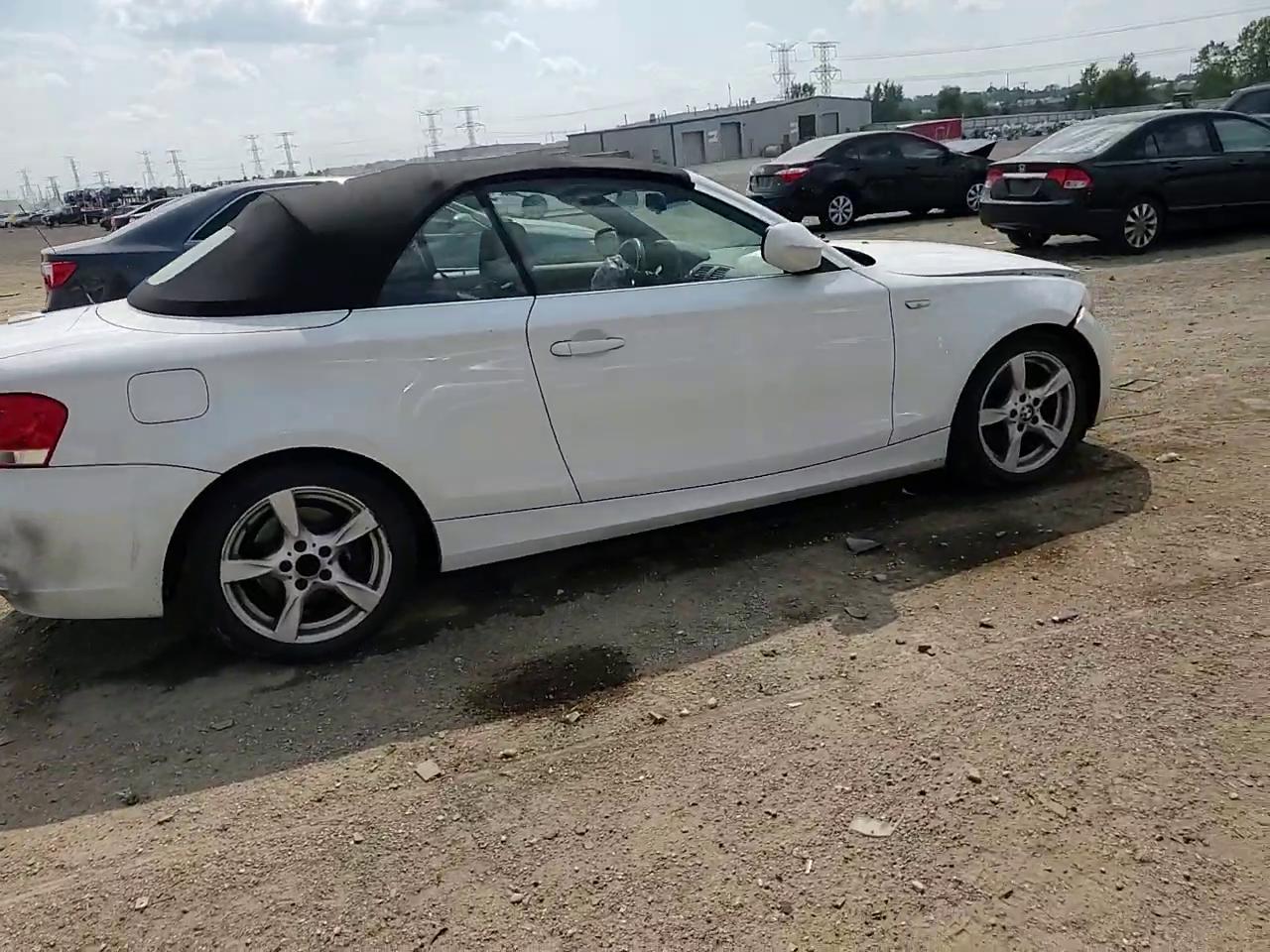 Фото: WBAUL7C52DVU09468