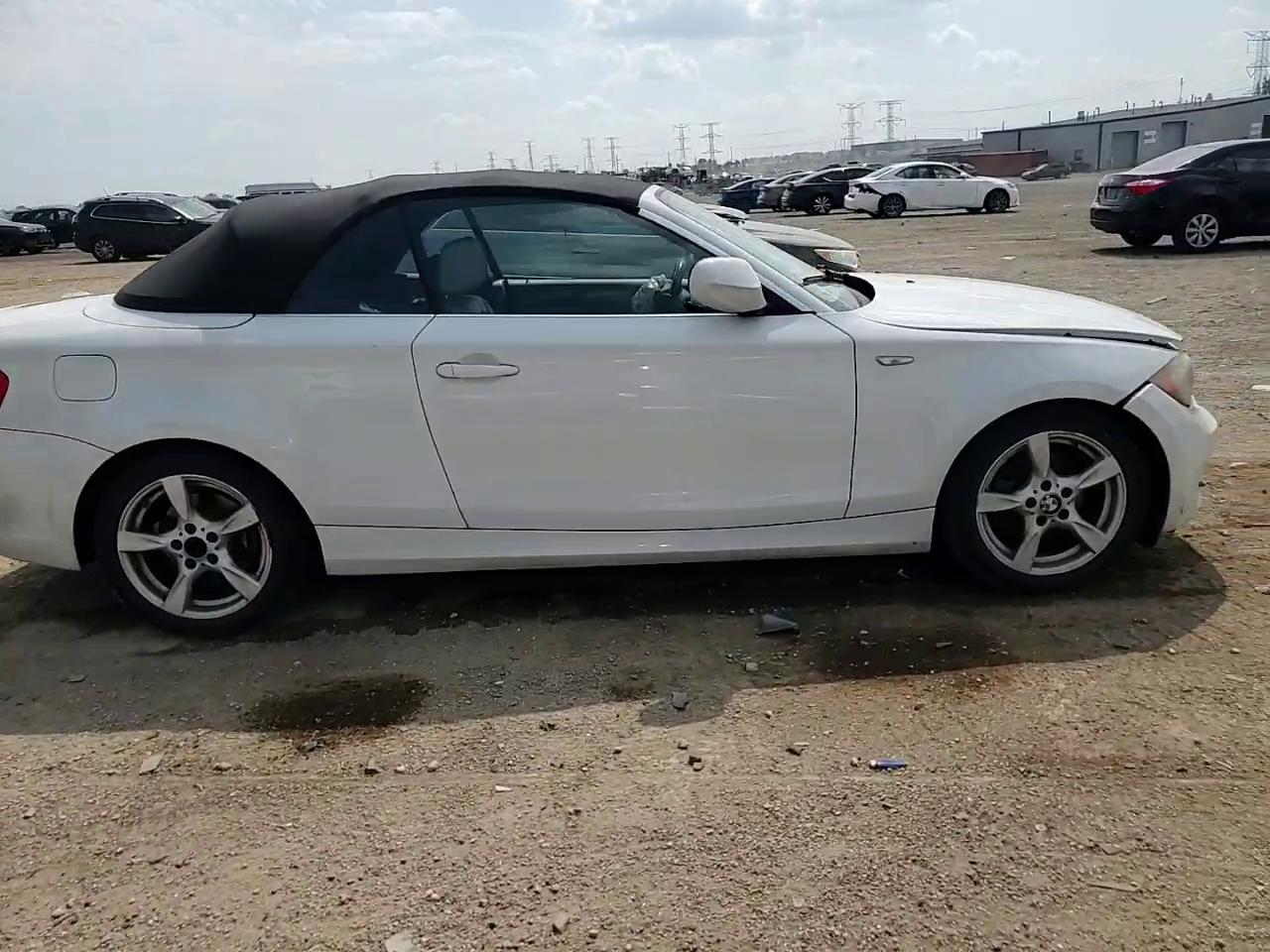 Фото: WBAUL7C52DVU09468