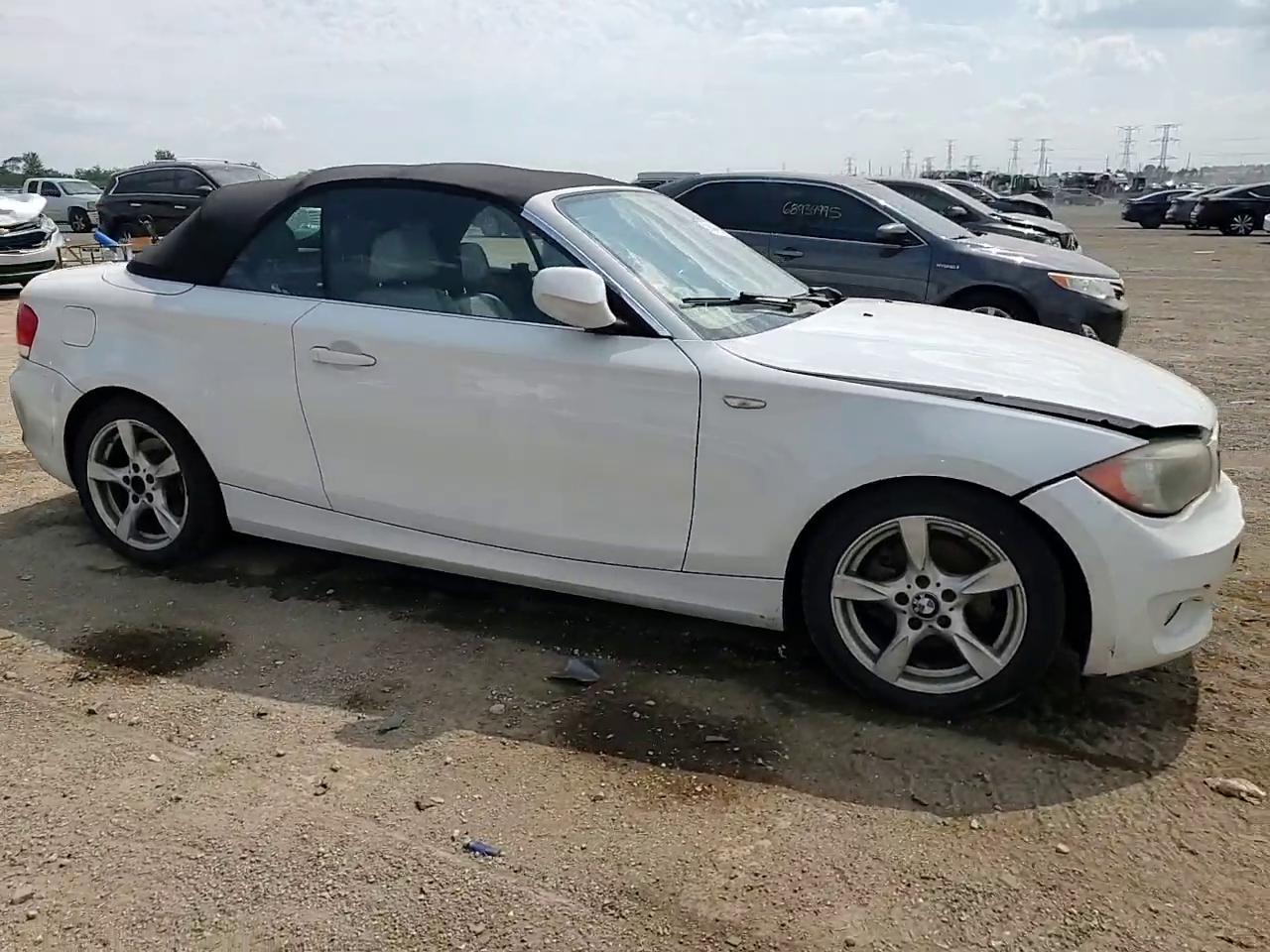 Фото: WBAUL7C52DVU09468