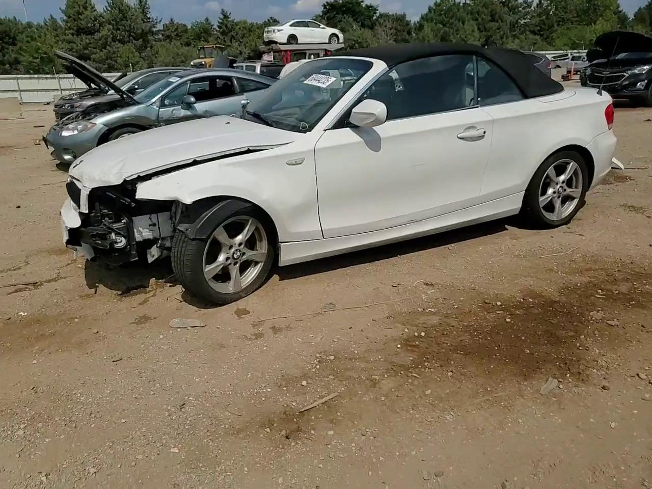 Фото: WBAUL7C52DVU09468