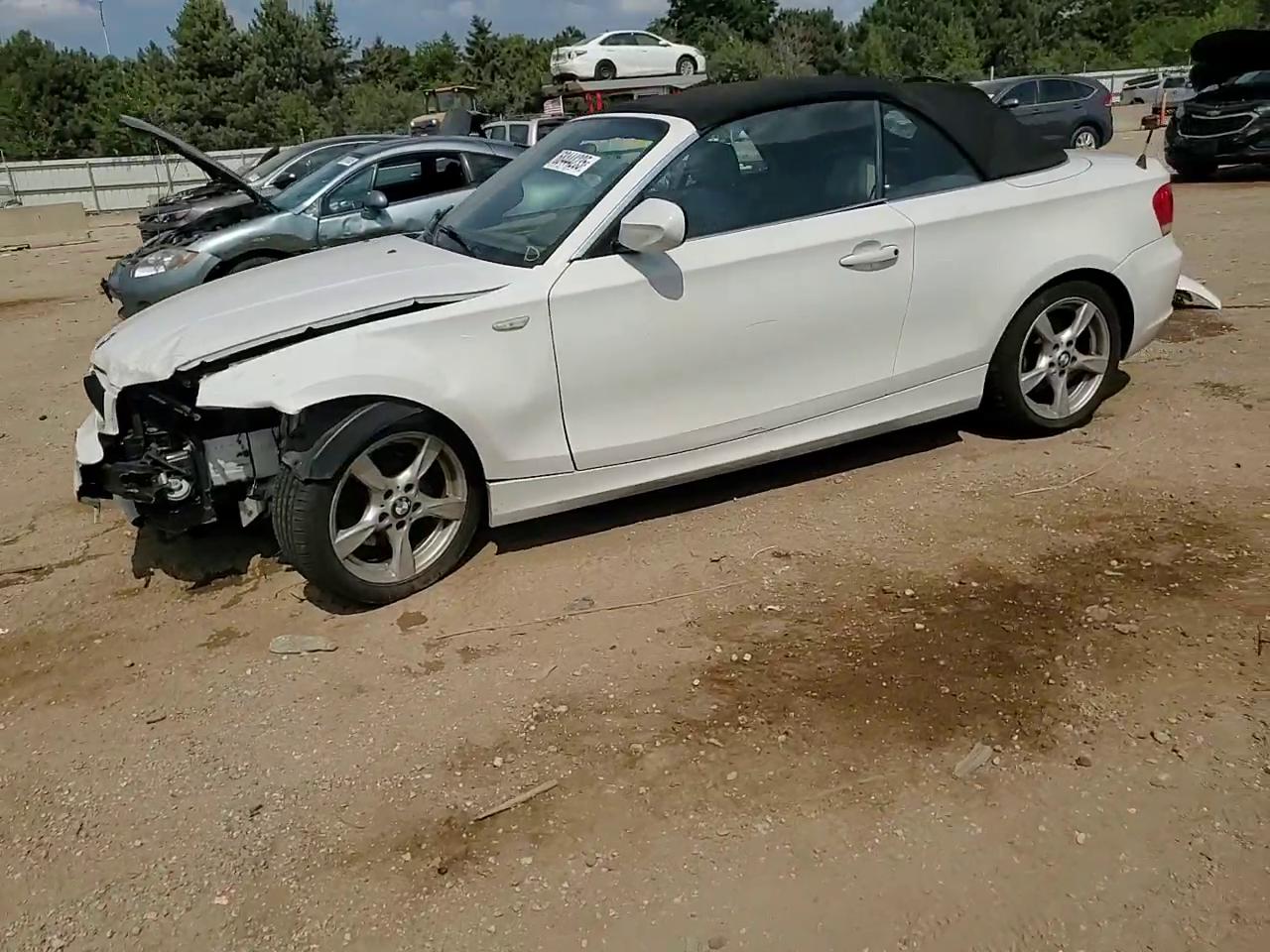 Фото: WBAUL7C52DVU09468