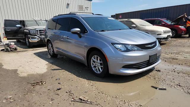 2017 Chrysler Pacifica Touring VIN: 2C4RC1DG1HR515165 Lot: 69092765