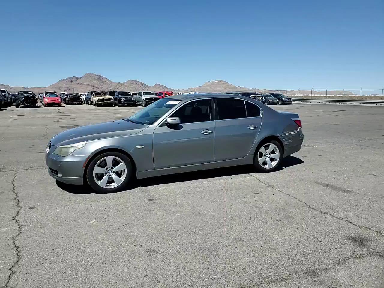 Фото: WBANU535X8CT10498