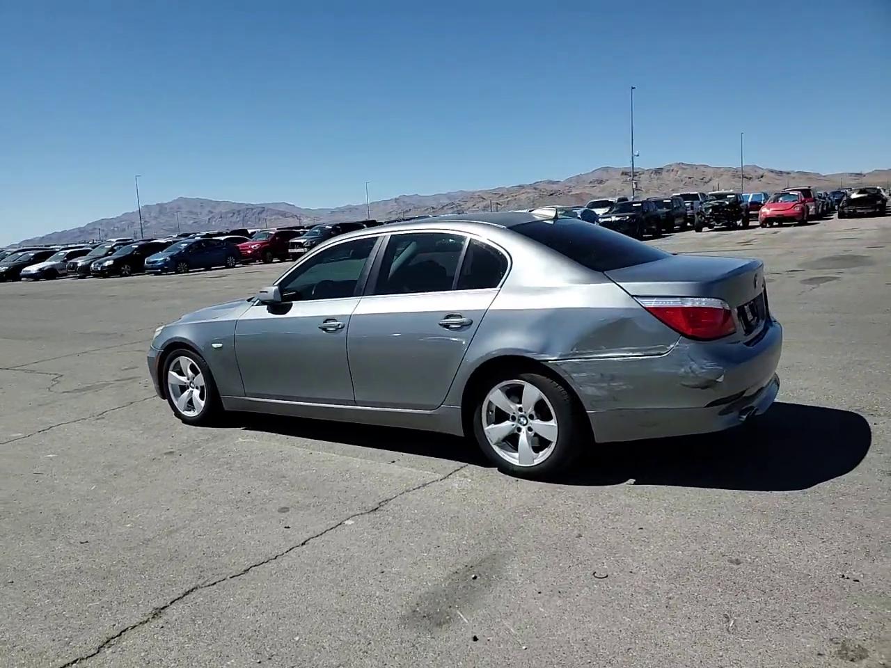 Фото: WBANU535X8CT10498