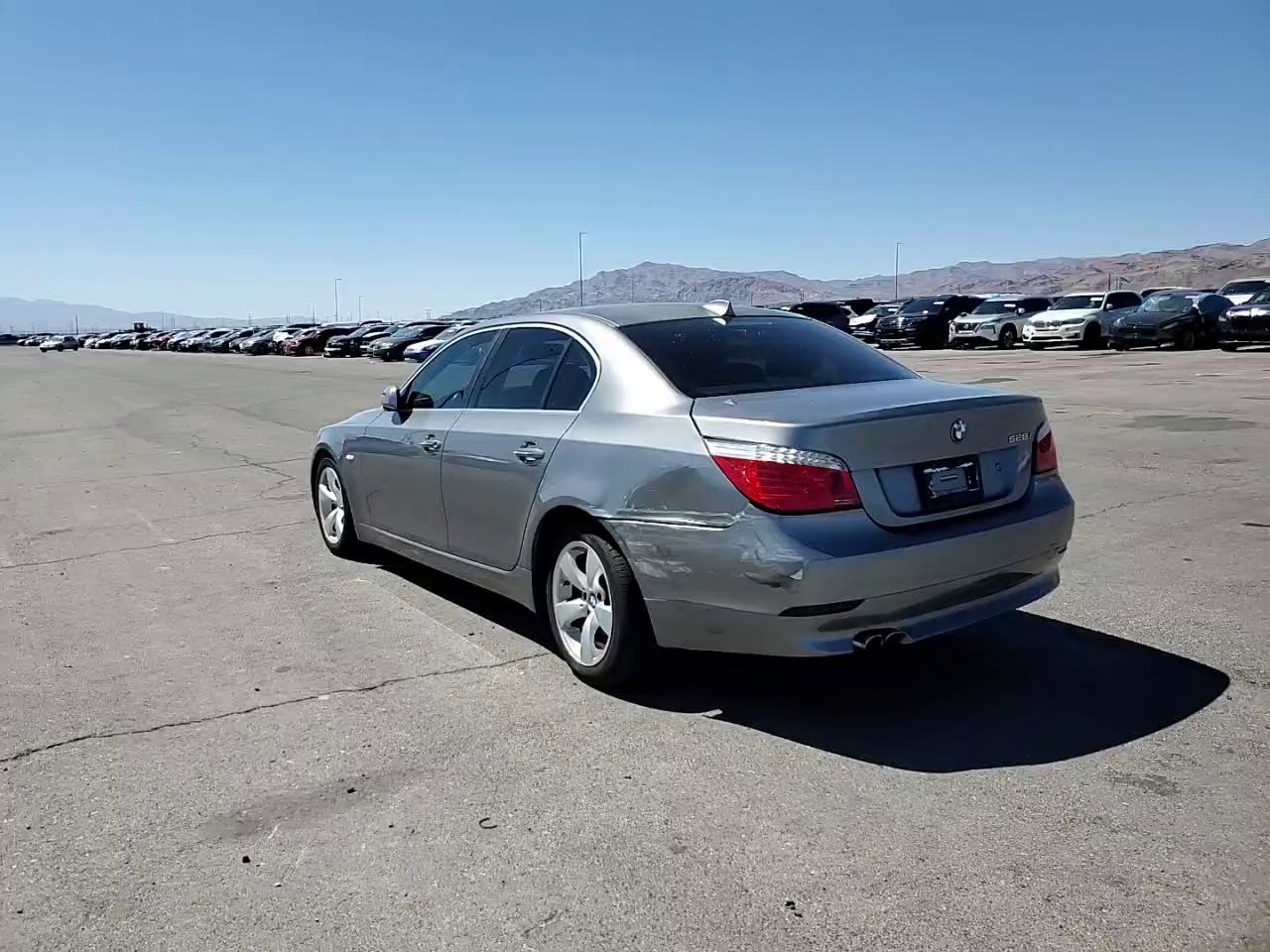 Фото: WBANU535X8CT10498