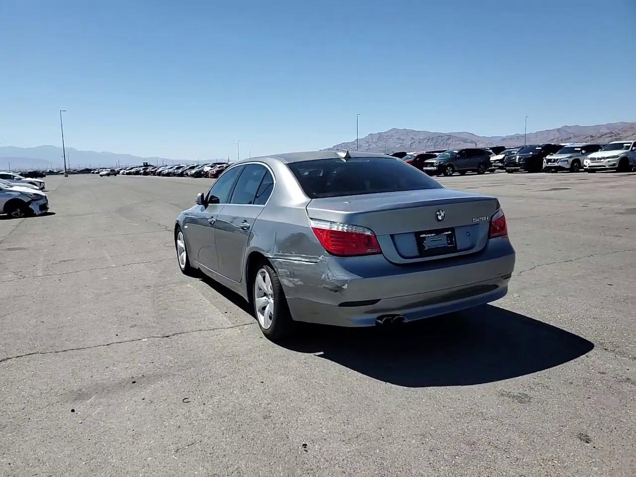 Фото: WBANU535X8CT10498