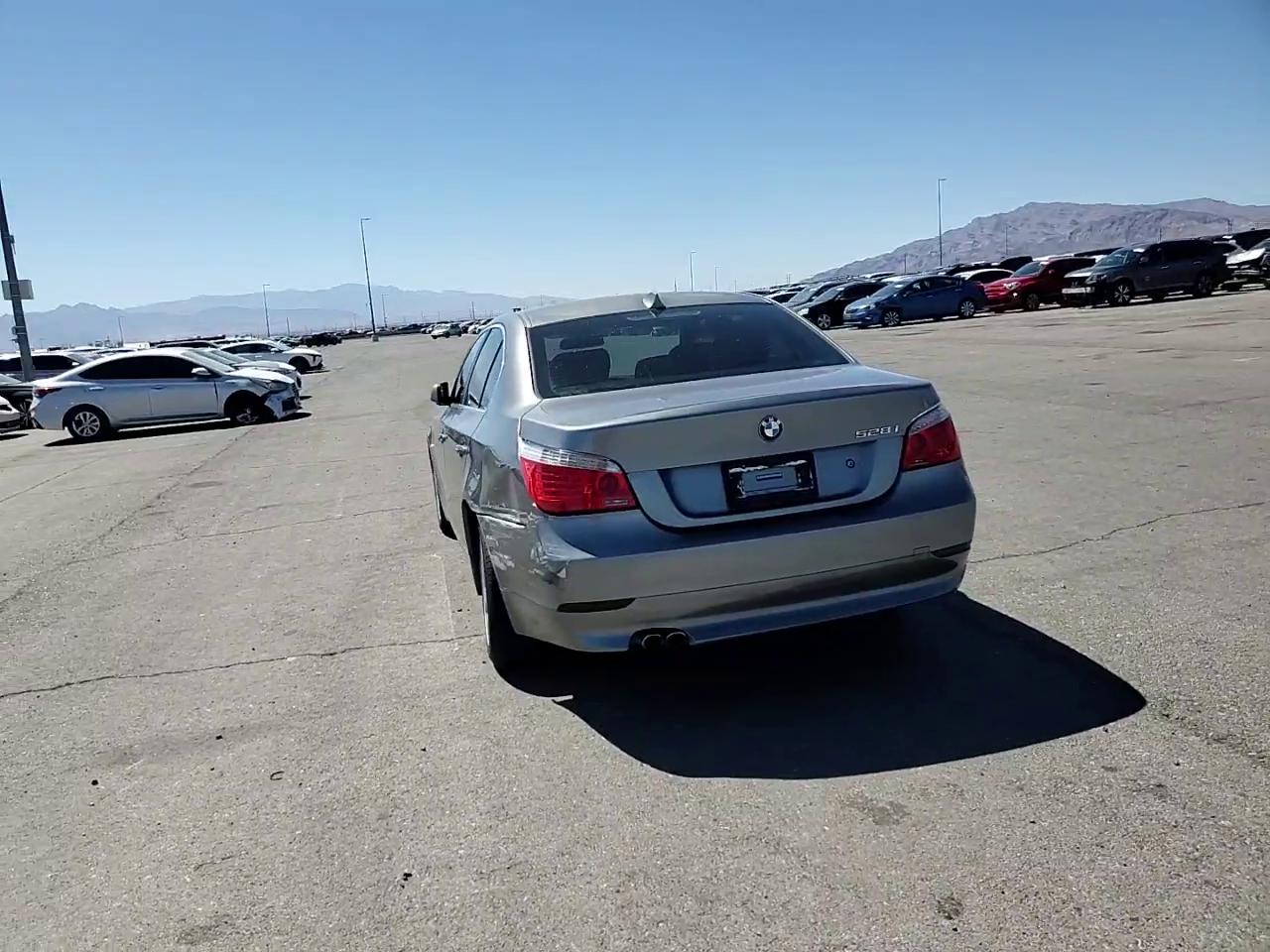 Фото: WBANU535X8CT10498