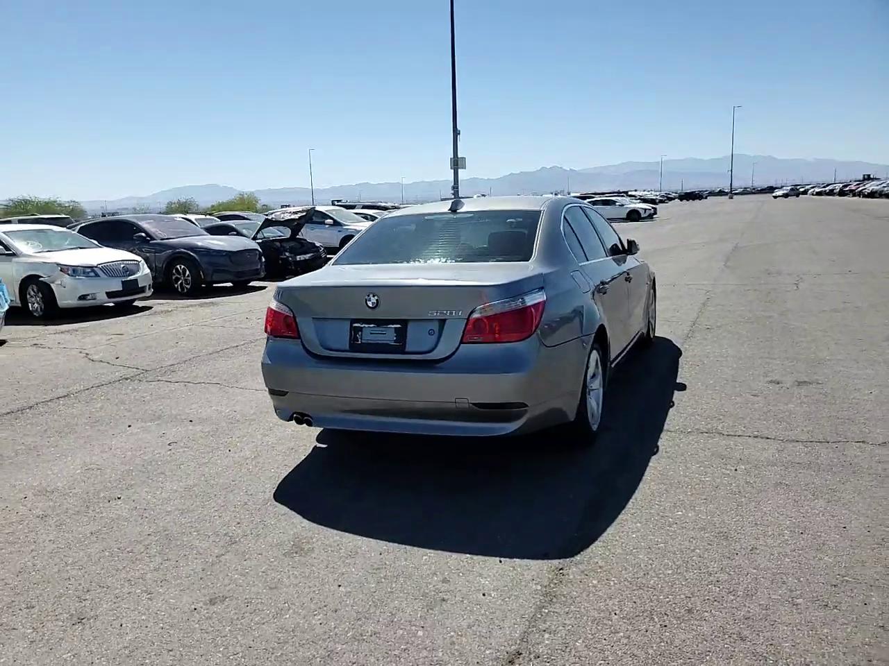 Фото: WBANU535X8CT10498