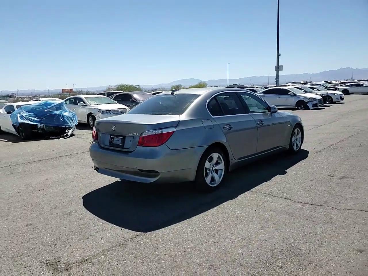 Фото: WBANU535X8CT10498