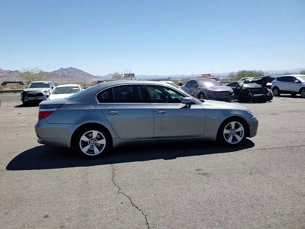 Фото: WBANU535X8CT10498