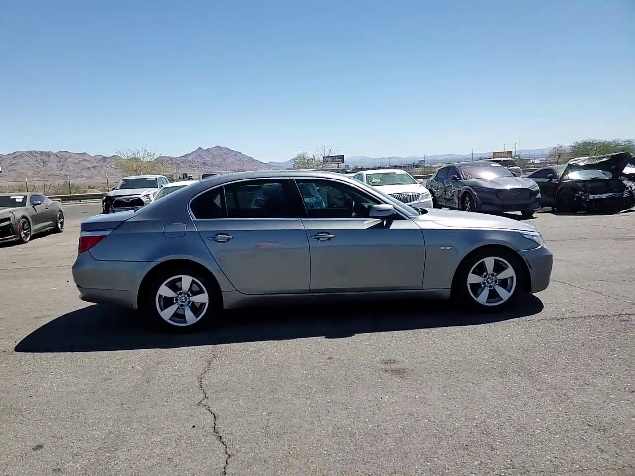 Фото: WBANU535X8CT10498