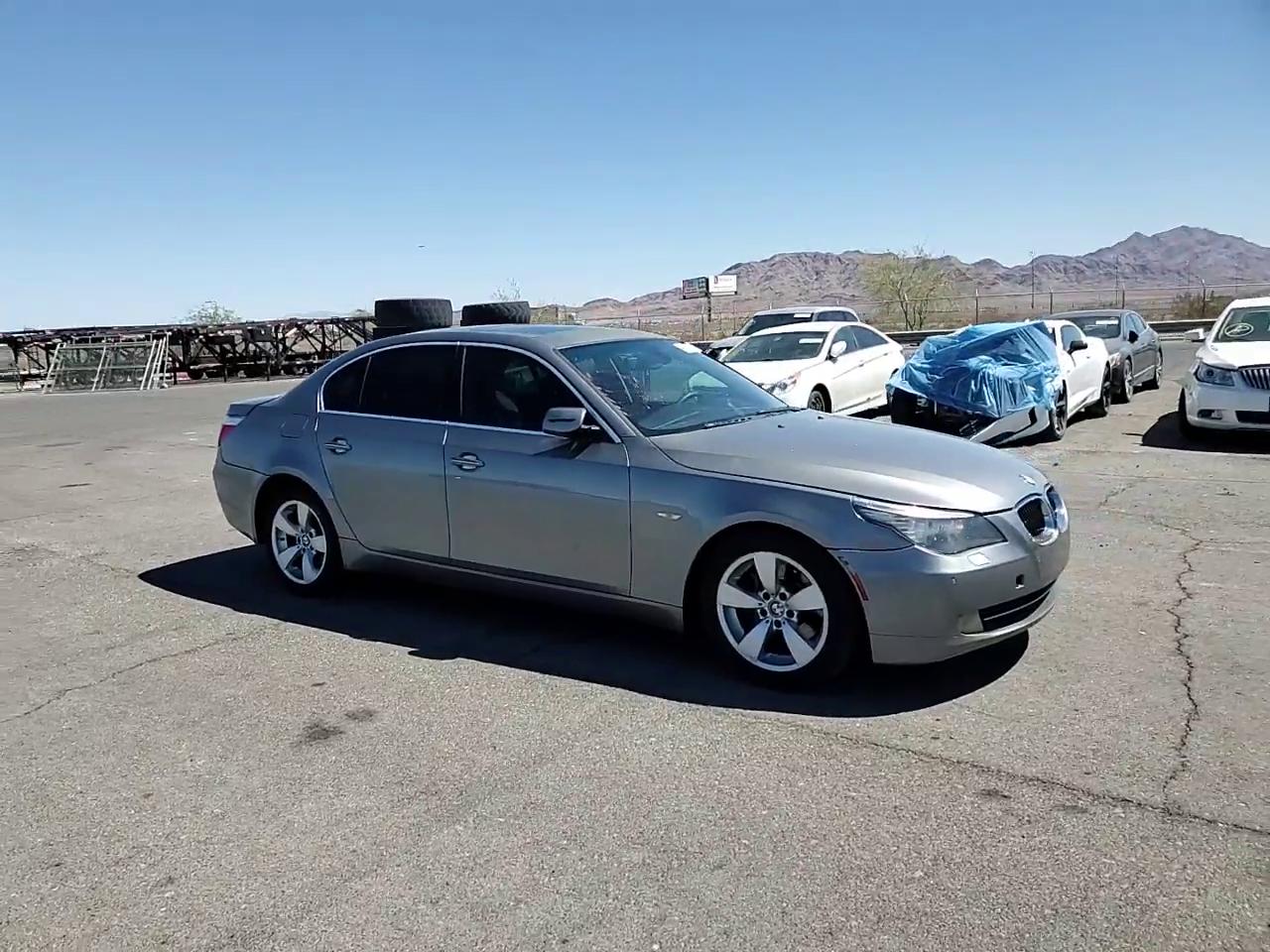 Фото: WBANU535X8CT10498