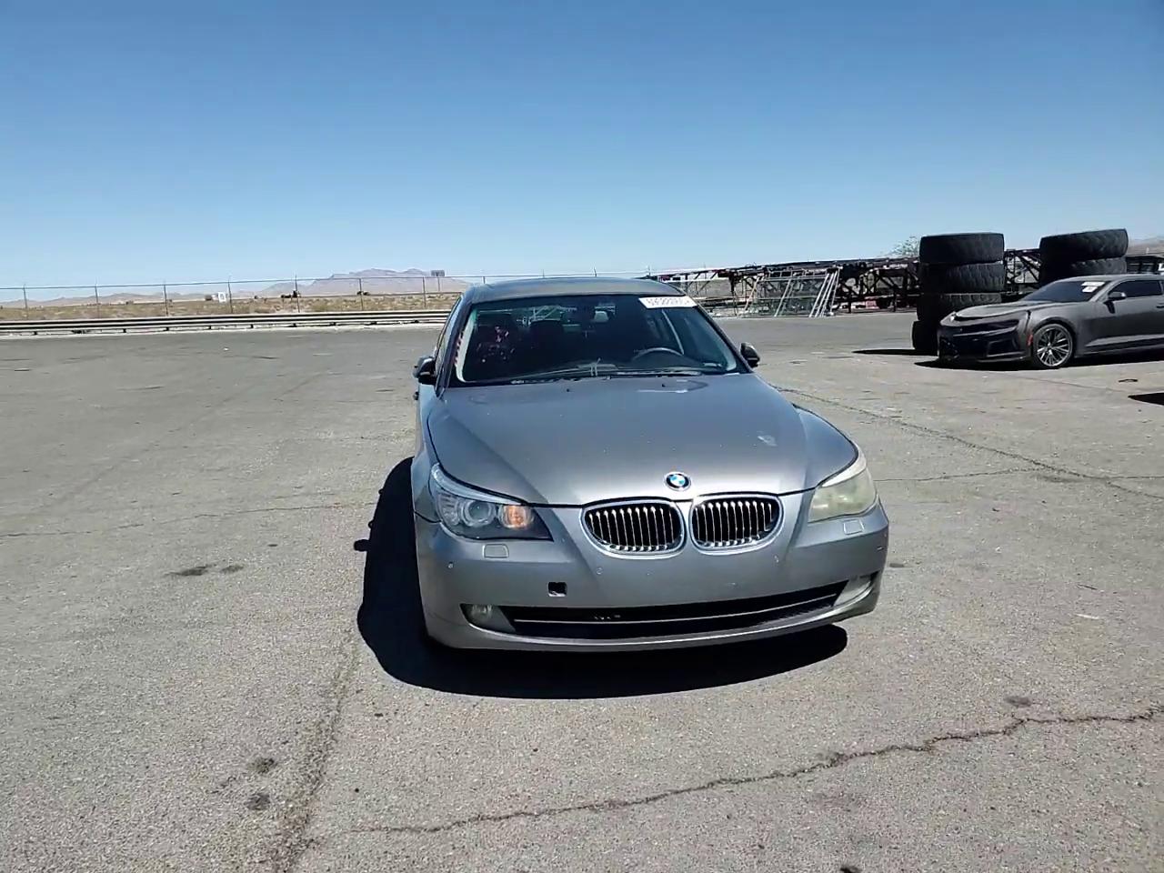 Фото: WBANU535X8CT10498