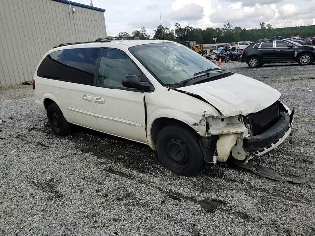 2003 Chrysler Town & Country Lx VIN: 2C4GP44383R261022 Lot: 68432285