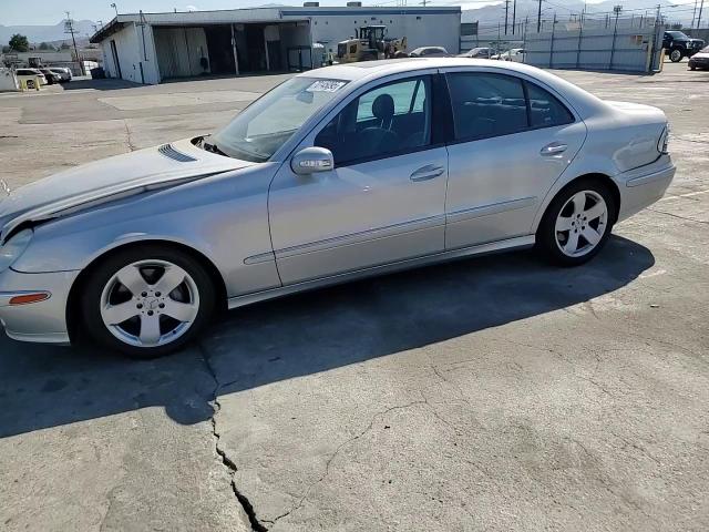 2005 Mercedes-Benz E 500 VIN: WDBUF70J95A746772 Lot: 70145095
