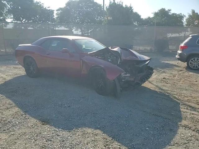 2018 Dodge Challenger Sxt VIN: 2C3CDZAG1JH262547 Lot: 70495175