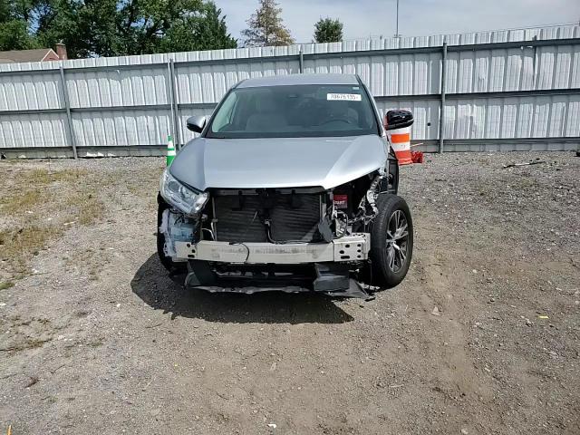 2019 Toyota Highlander Le VIN: 5TDBZRFH5KS700323 Lot: 70676135