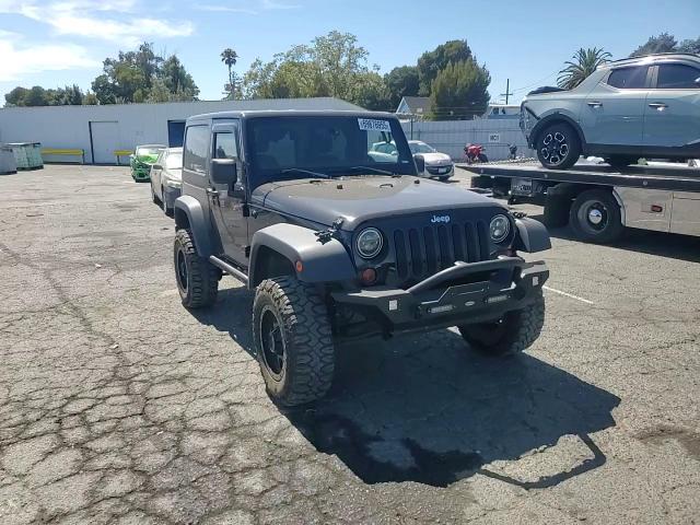 2013 Jeep Wrangler Sport VIN: 1C4AJWAG0DL558015 Lot: 69876955