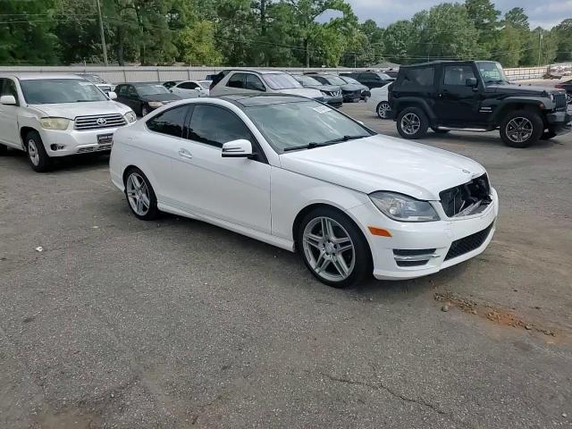 2014 Mercedes-Benz C 250 VIN: WDDGJ4HBXEG196428 Lot: 69242415