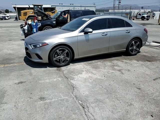 2019 Mercedes-Benz A 220 VIN: WDD3G4EB8KW001851 Lot: 67952955