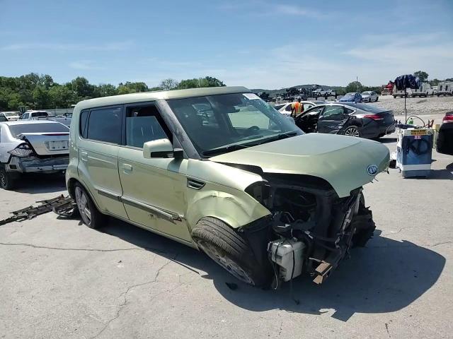 2010 Kia Soul + VIN: KNDJT2A23A7099770 Lot: 70707755