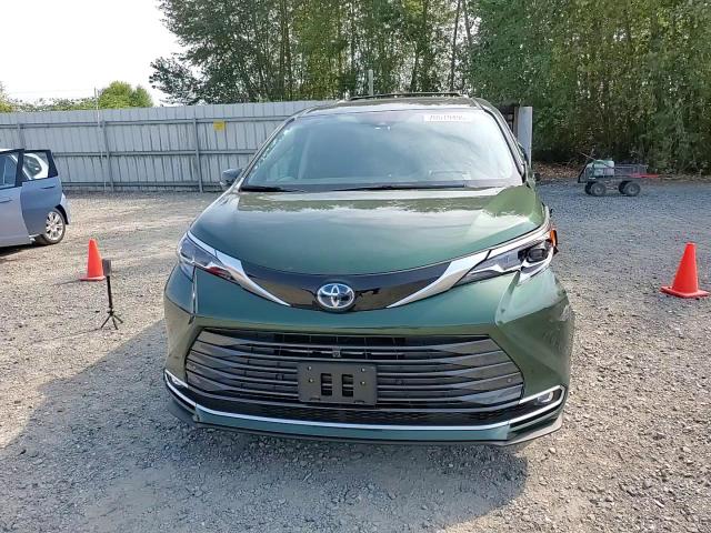 2024 Toyota Sienna Limited VIN: 5TDESKFCXRS124249 Lot: 70519495
