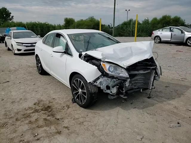 2016 Buick Verano Sport Touring VIN: 1G4PW5SK4G4174676 Lot: 68480765