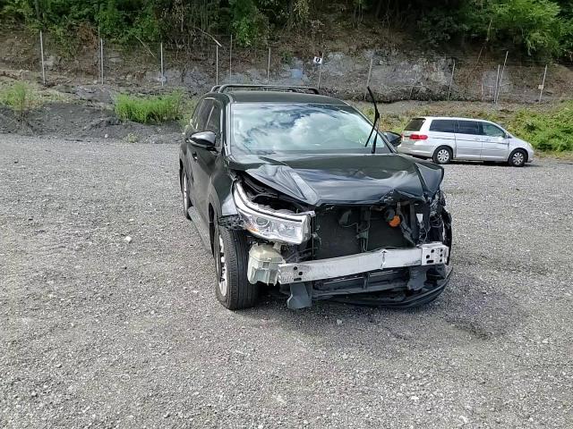 2015 Toyota Highlander Le VIN: 5TDZARFH7FS010665 Lot: 70086955