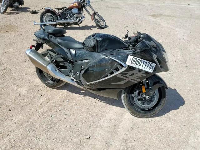 2024 Suzuki Gsx1300 Rr VIN: JS1EJ11B8R7100614 Lot: 69601175