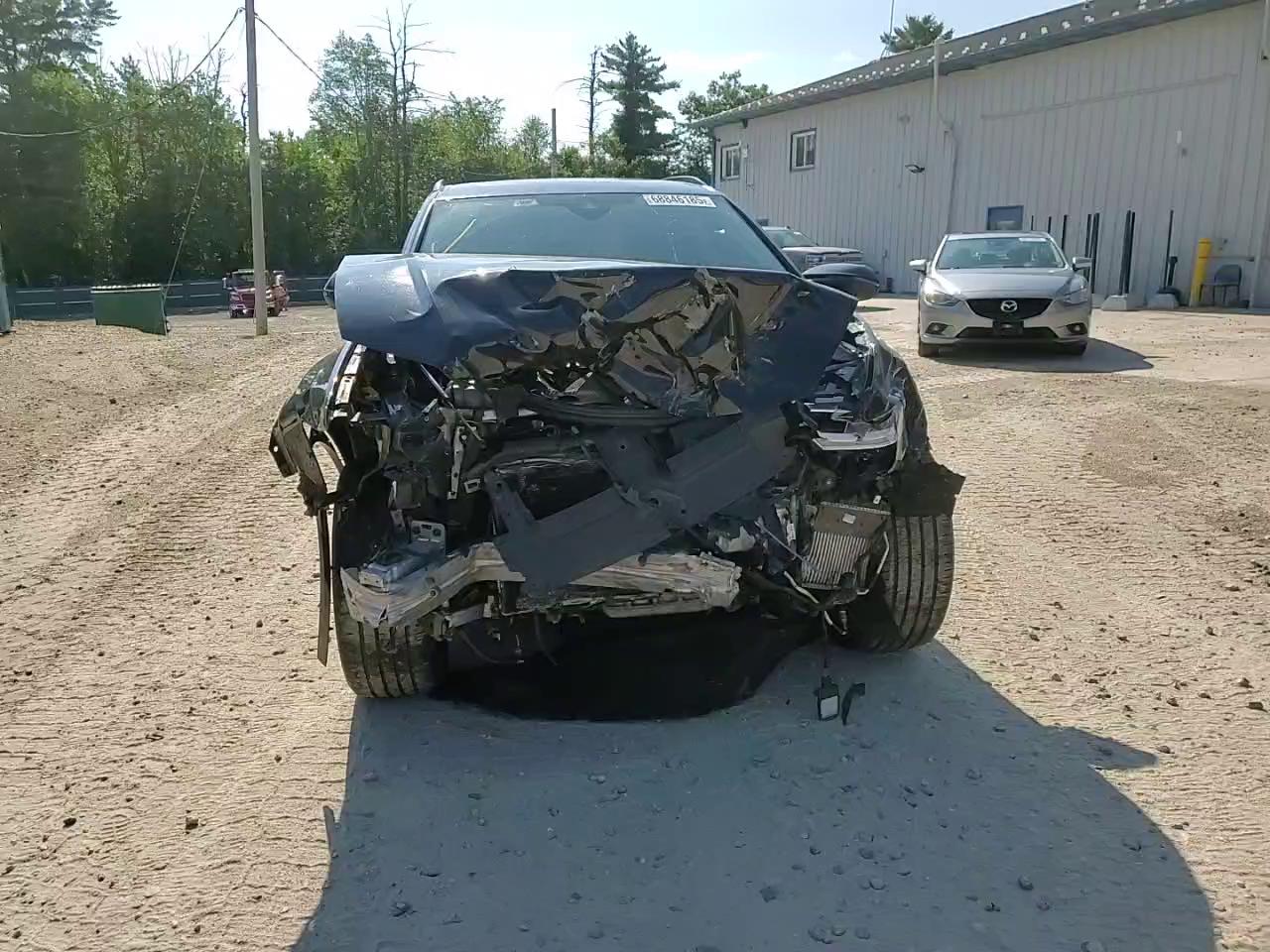 Фото: WA1EVAF19LD015942