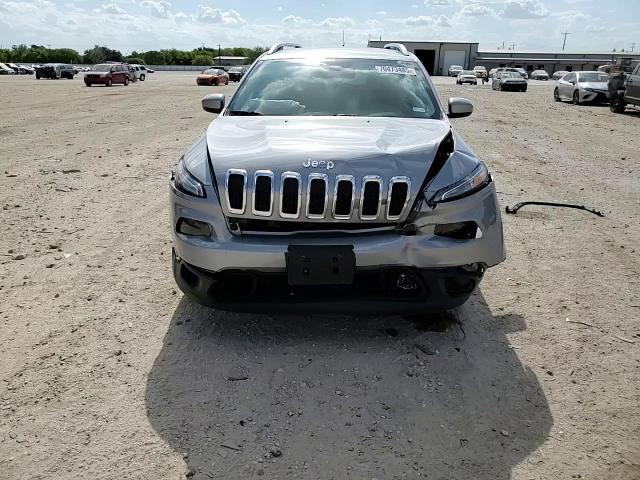 2016 Jeep Cherokee Latitude VIN: 1C4PJLCS9GW217483 Lot: 70473485