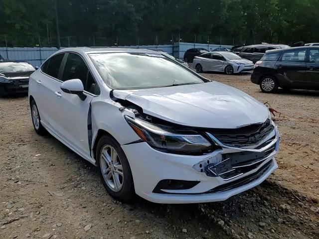 2017 Chevrolet Cruze Lt VIN: 1G1BE5SM8H7250671 Lot: 68719245