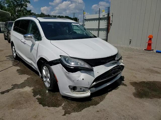 2018 Chrysler Pacifica Limited VIN: 2C4RC1GG9JR226469 Lot: 70383565
