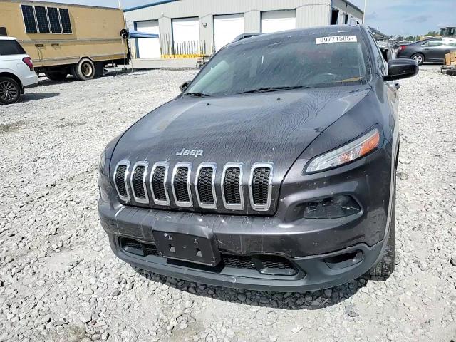 2016 Jeep Cherokee Latitude VIN: 1C4PJMCB5GW112204 Lot: 69771505