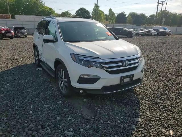 2018 Honda Pilot Touring VIN: 5FNYF6H95JB018018 Lot: 71023555