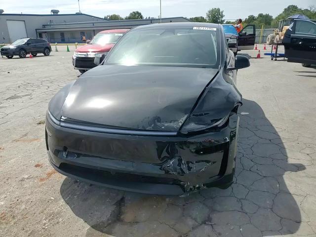2026 Tesla Model Y VIN: 7SAYGDEE2TA439653 Lot: 70717795
