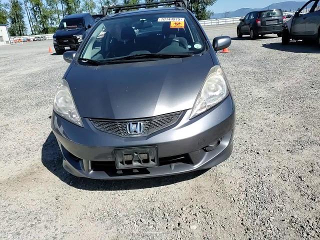 2011 Honda Fit Sport VIN: JHMGE8H56BC024883 Lot: 70144915