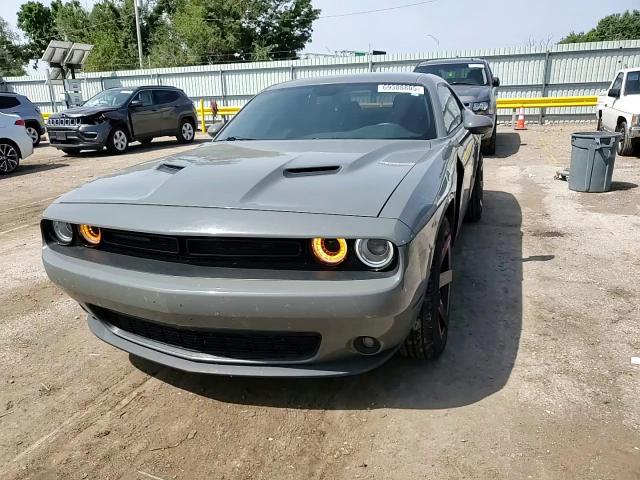 2018 Dodge Challenger Sxt VIN: 2C3CDZAG3JH118594 Lot: 69388805
