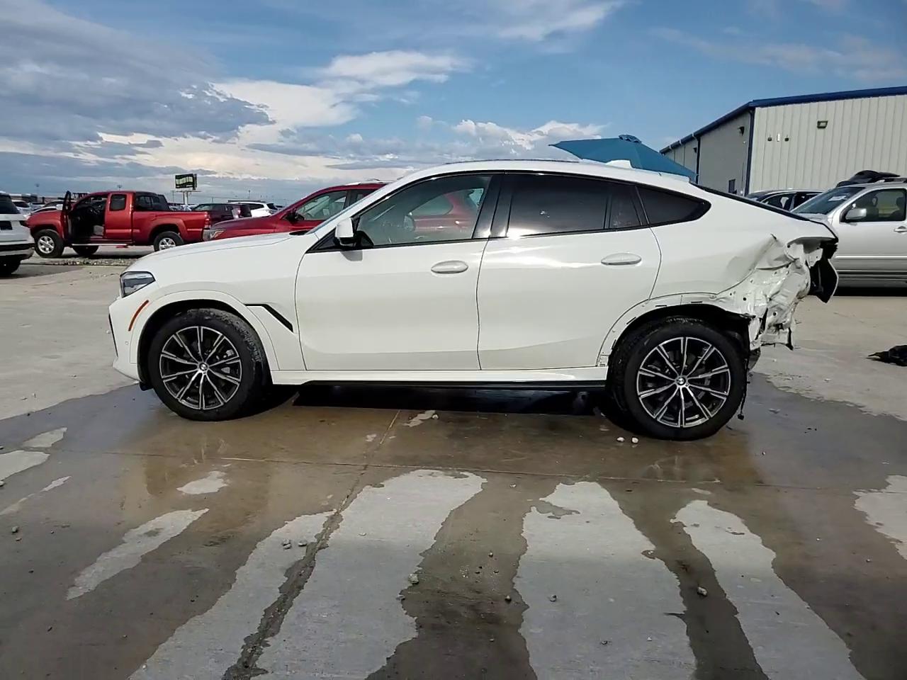 Фото: 5UXCY6C08P9N77173