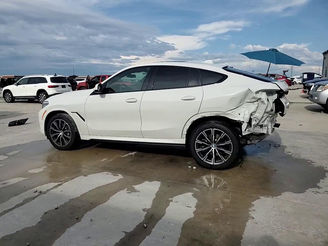 Фото: 5UXCY6C08P9N77173